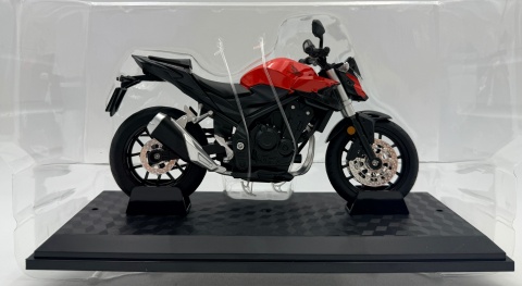 Honda CB400F motocykl model 1:12 LED dźwięk Huayi M12-19 czerwony