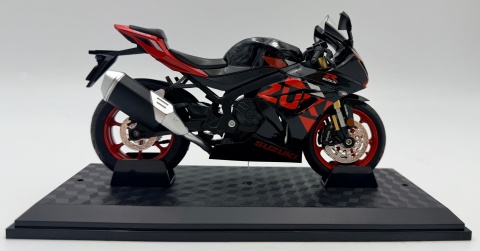 Suzuki GSX-1000R motocykl model 1:12 LED dźwięk Huayi M12-24 czarny