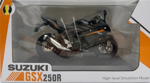 Suzuki GSX 250R motocykl model 1:12 LED dźwięk Huayi M12-15B czarny