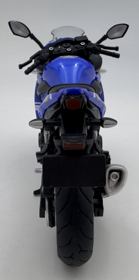 Suzuki GSX 250R motocykl model 1:12 LED dźwięk Huayi M12-15B niebieski