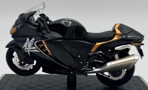 Suzuki Hayabusa GSX 1300R 2024 model 1:18 Huayi M18-5B czarny
