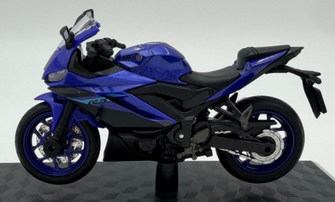 Yamaha YZF-R3 motocykl model 1:18 Huayi M18-9B niebieski