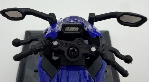 Yamaha YZF-R3 motocykl model 1:18 Huayi M18-9B niebieski