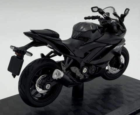 Yamaha YZF-R3 motocykl model 1:18 Huayi M18-9B czarny