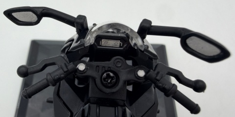 Yamaha YZF-R3 motocykl model 1:18 Huayi M18-9B czarny