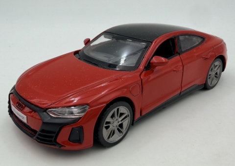 Audi RS e-tron GT z napędem światło dźwięk METAL 1:36 MSZ 68721 czerwony