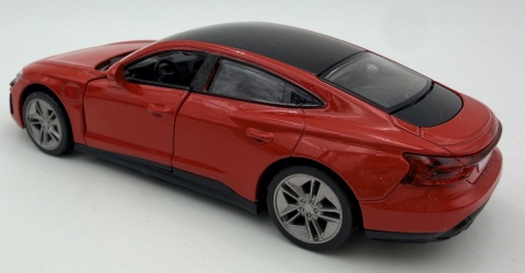 Audi RS e-tron GT z napędem światło dźwięk METAL 1:36 MSZ 68721 czerwony