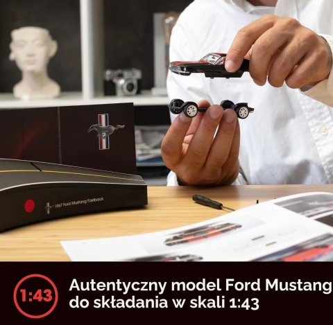 Ford Mustang Fastback 1967 Kalendarz Adwentowy FRANZIS Model 1:43 Dźwięk
