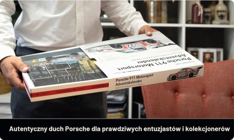 Porsche 911 Motorsport Kalendarz Adwentowy FRANZIS 1:43 Martini Racing #22