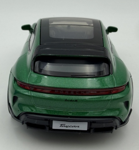 Porsche Taycan Turbo S Cross z napędem światło dźwięk METAL 1:36 MSZ 68747
