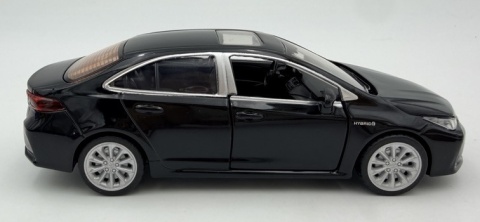 Toyota Corolla Hybrid z napędem światło dźwięk METAL 1:33 MSZ 68432 czarny