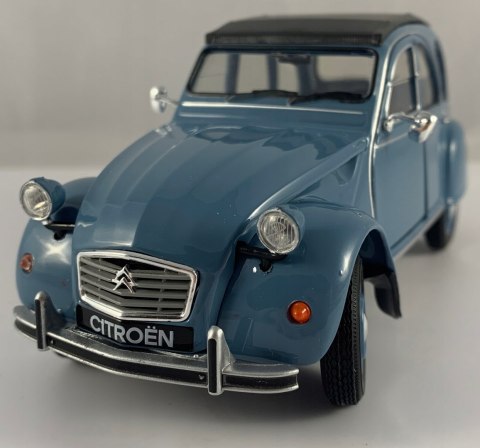 CITROEN 2CV niebieski 1982 model METAL WELLY 1:24 CITROEN 2CV niebieski 1982 model METAL WELLY 1:24