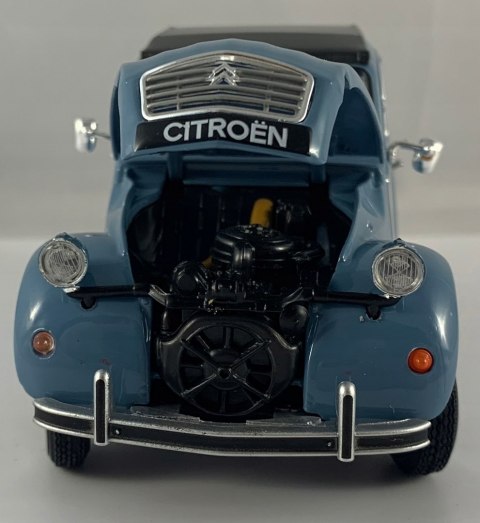 CITROEN 2CV niebieski 1982 model METAL WELLY 1:24 CITROEN 2CV niebieski 1982 model METAL WELLY 1:24