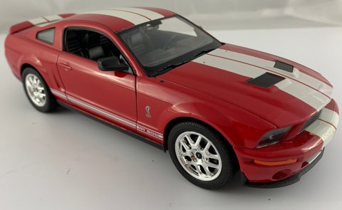 Ford Mustang SHELBY GT 500 model metal WELLY 1:24 Ford Mustang SHELBY GT 500 model metal WELLY 1:24