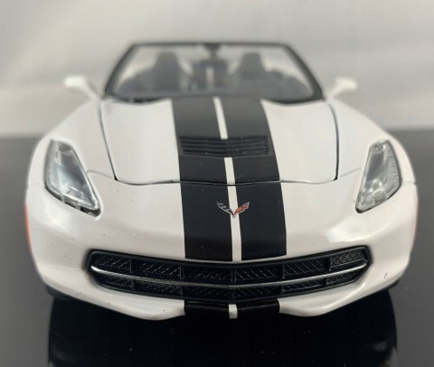 Corvette Stingray 2014 1:24 Maisto Design 32501 Corvette Stingray 2014 1:24 Maisto Design 32501