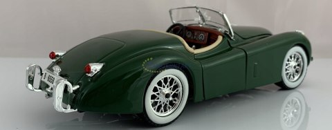 JAGUAR XK 120 roadster 1951 green Bburago 22018 JAGUAR XK 120 roadster 1951 green Bburago 22018