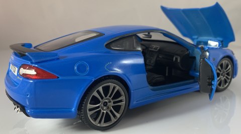 JAGUAR XKR-S metalowy model Bburago 1:24 21063 JAGUAR XKR-S metalowy model Bburago 1:24 21063