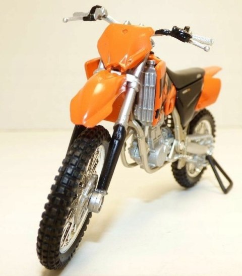 KTM 450 SX Racing model 1:18 Welly metalowy KTM 450 SX Racing model 1:18 Welly metalowy
