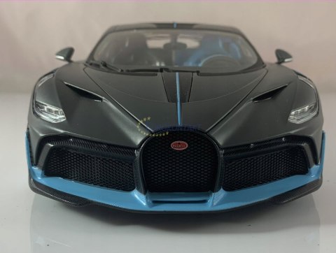 BUGATTI Divo 1:18 supercar model BBurago 11045 BUGATTI Divo 1:18 supercar model BBurago 11045