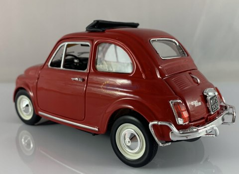 Fiat 500 L 1968 red 1:24 metalowy Bburago 22099 Fiat 500 L 1968 red 1:24 metalowy Bburago 22099