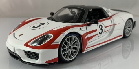 PORSCHE 918 Spyder Weissach #3 1:24 BBurago 28009 PORSCHE 918 Spyder Weissach #3 1:24 BBurago 28009